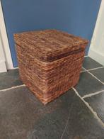 Rieten Poef 33x33x33 met opbergmogelijkheid, in nette staat!, Ophalen, Minder dan 50 cm, Vierkant, Riet of Rotan