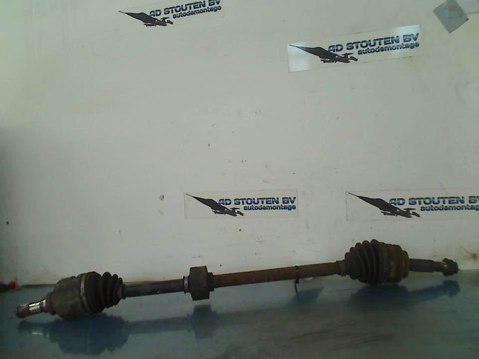 Aandrijfas Rechts Voor Toyota Corolla (E12) 2006, Auto-onderdelen, Gebruikt, Kundenbetreuung@toyota.de, Toyota-Allee 2, Köln 50858, , Duitsland