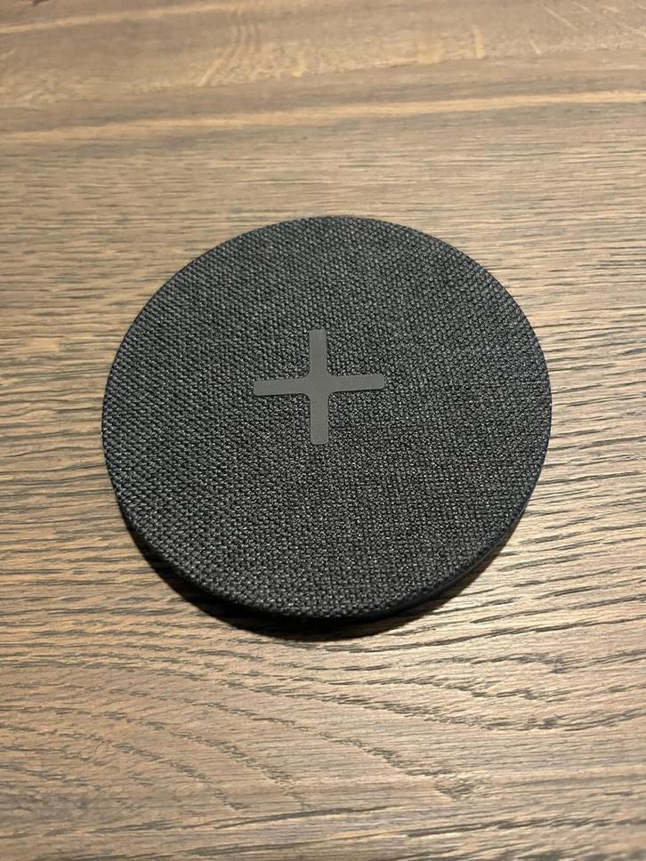 IKEA NORDMÄRKE draadloze oplader, Telecommunicatie, Mobiele telefoons | Telefoon-opladers, Zo goed als nieuw, Overige merken, Ophalen of Verzenden