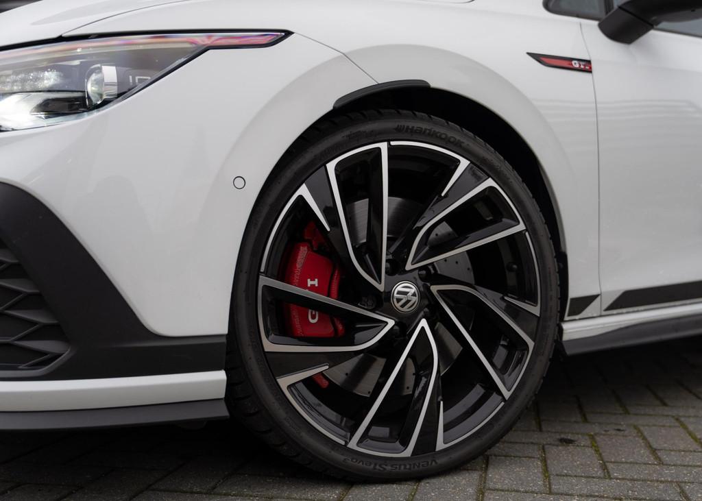Volkswagen GOLF 2.0 TSI GTI Clubsport Panodak, Harman Kardon, 4 cilinders, 1984 cc, Adaptive Cruise Control, Wit