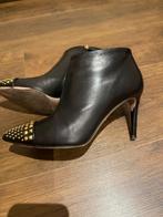 100% Originele - GUCCI - Hakken | Laarzen met Studs • 38,5, Ophalen of Verzenden, Zwart, Lage of Enkellaarzen