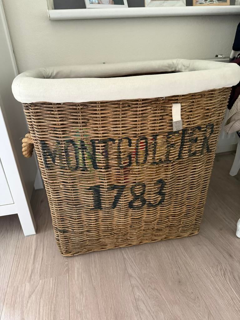 Riviera Maison Mand - Montgolfier 1783, Huis en Inrichting, Woonaccessoires | Schalen en Manden, Ophalen, Gebruikt, Mand, Riet