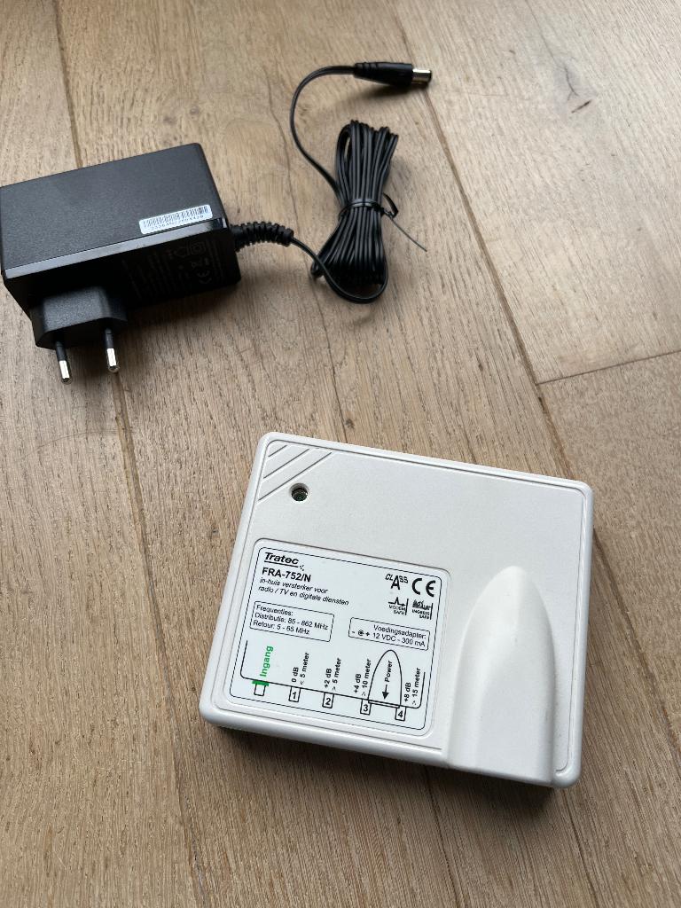 Tratec versterker FRA-752/N, Ophalen, Zo goed als nieuw, Toebehoren