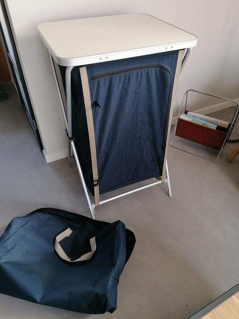Campingkast Kast Vouwkast Camping 50x40x95 cm Obelink

Merk, Caravans en Kamperen, Kampeermeubelen, Ophalen of Verzenden