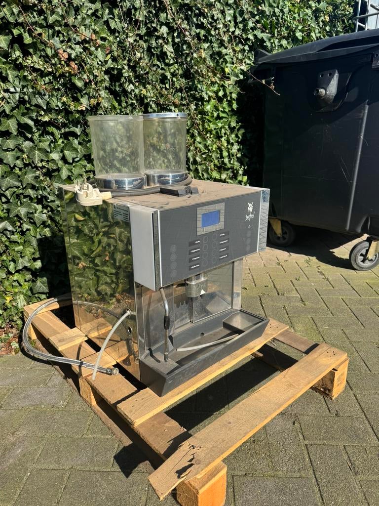 WMF Bistro 8400 versie, Witgoed en Apparatuur, Koffiezetapparaten, Ophalen, Zo goed als nieuw