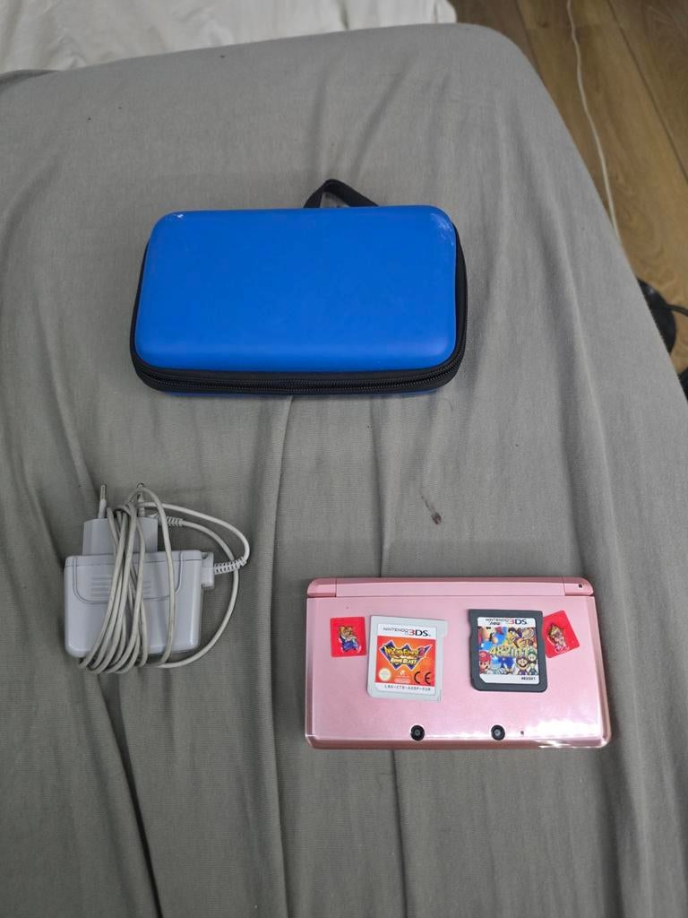 Nintendo 3DS + Inazuma Eleven + R4 kaart, Ophalen, 1 speler, Zo goed als nieuw, Role Playing Game (Rpg)