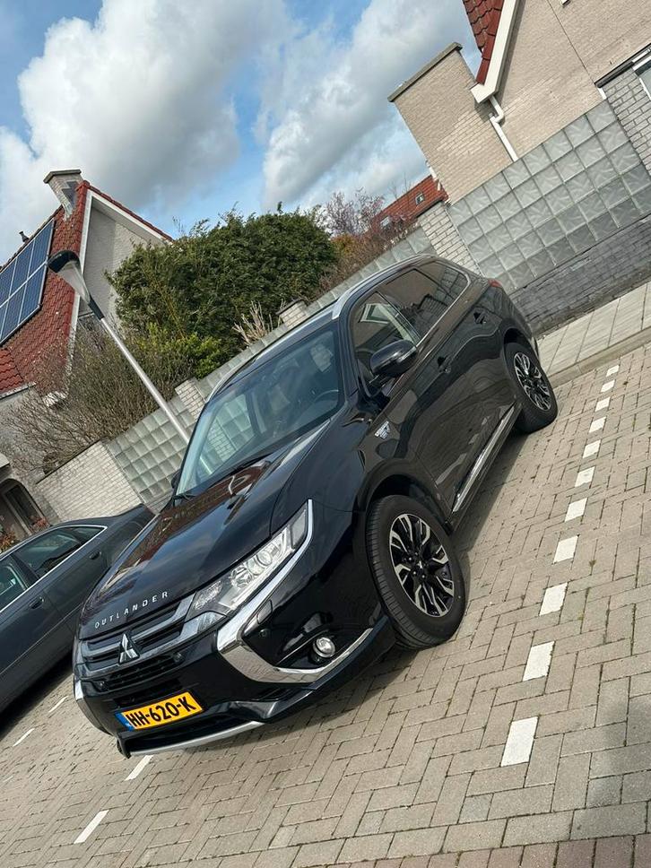 Mitsubishi Outlander 2.0 Phev 203pk 4WD, Auto's, Mitsubishi, Particulier, Outlander, Hybride Elektrisch/Benzine, Plug-in hybride