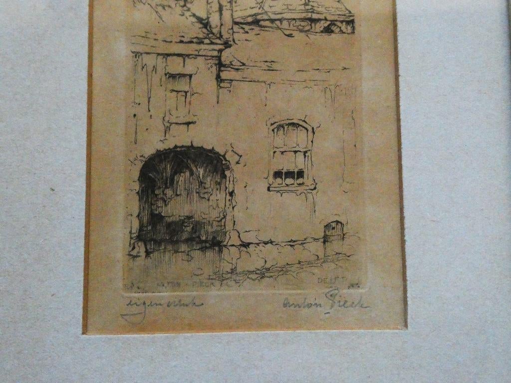 Originele ets Anton Pieck St. Agathakapel te Delft ca. 1919, Ingelijst, Ets, Ophalen of Verzenden, 21 cm