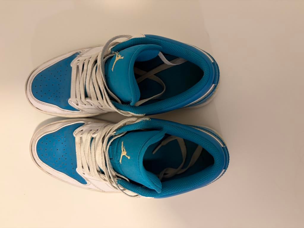 Jordan 1 low, Kleding | Heren, Schoenen, Wit, Ophalen of Verzenden, Gedragen, Veterschoenen