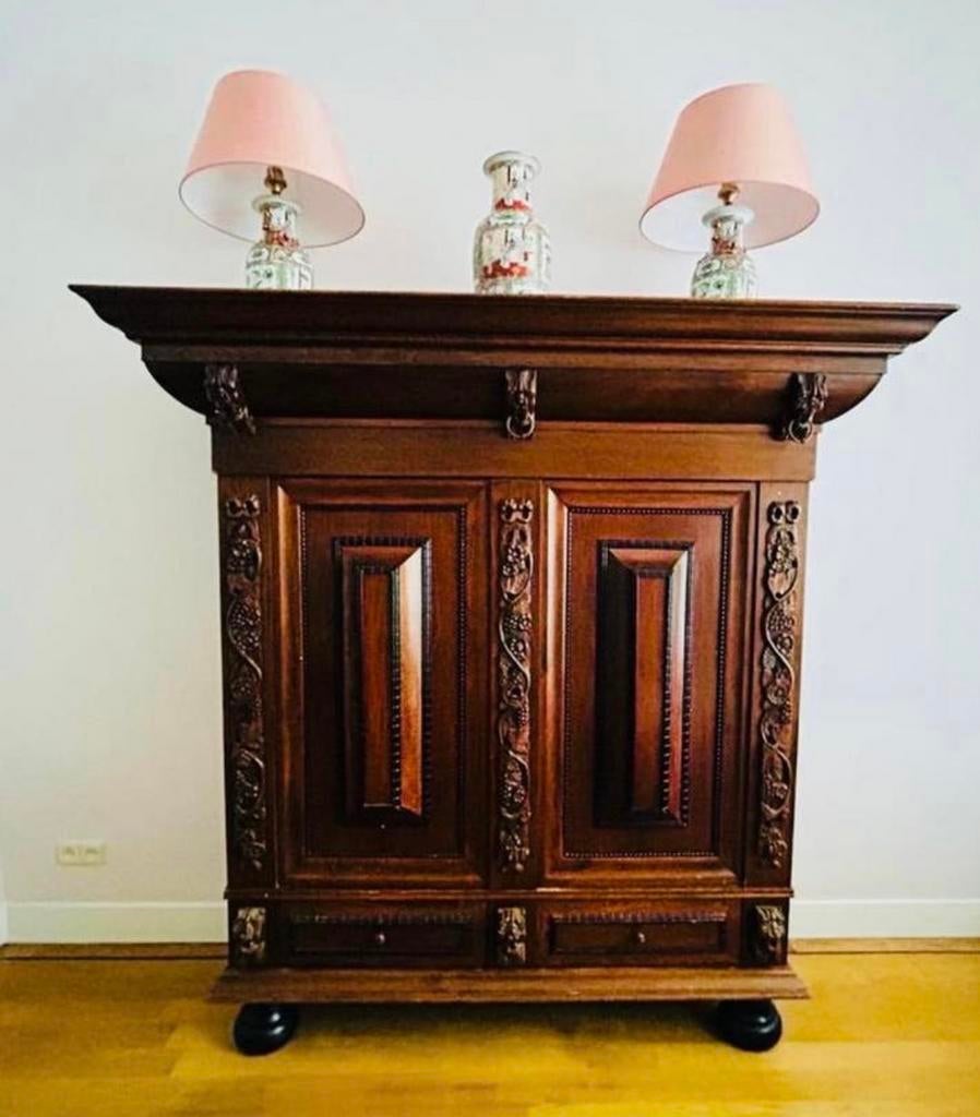 Majestueuze Antieke Kussenkast - Rijk Versierd, Ophalen of Verzenden
