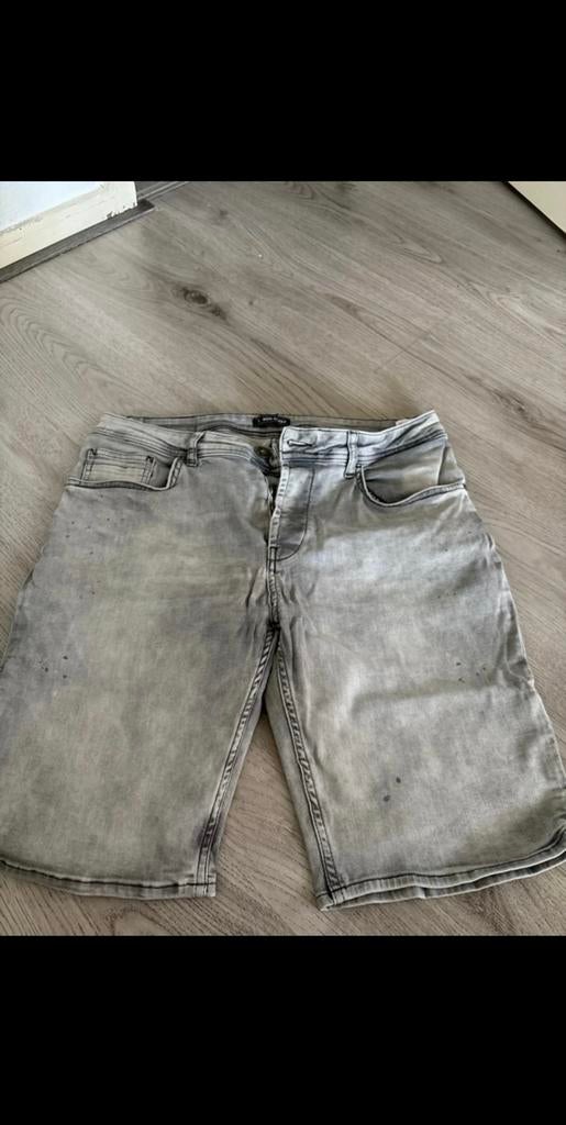 Non Grada korte broek XL grijs, nauwelijks gedragen, Verzenden, Zo goed als nieuw, Maat 56/58 (XL), Grijs