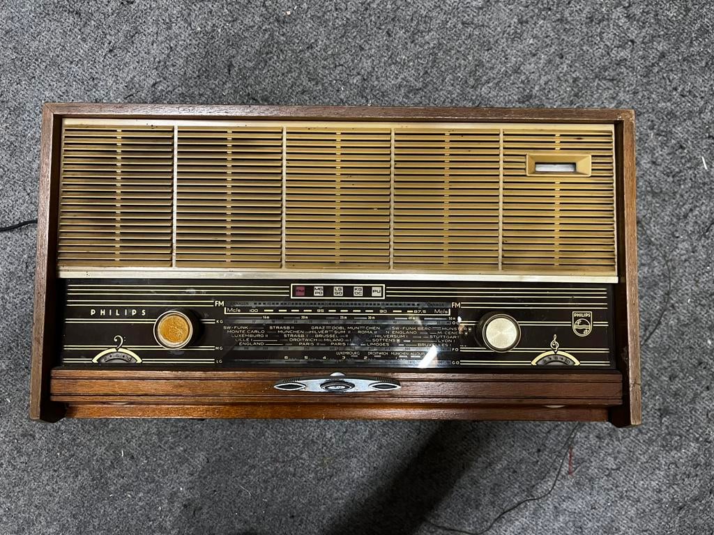 Oude philips radio, Audio, Tv en Foto, Radio's, Ophalen of Verzenden, Gebruikt