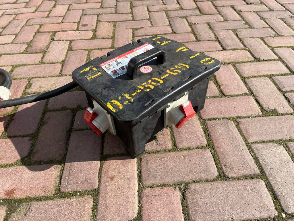 Robuuste 63a naar 32a stroomverdeler 5-polig, Doe-het-zelf en Verbouw, Elektra en Kabels, Ophalen of Verzenden, Gebruikt, Stopcontact