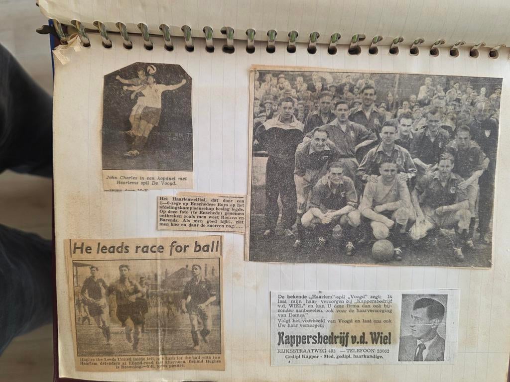 HFC Haarlem beker voetbal knipsels jaren 50, Ophalen of Verzenden, Gebruikt, Overige binnenlandse clubs, Poster, Plaatje of Sticker