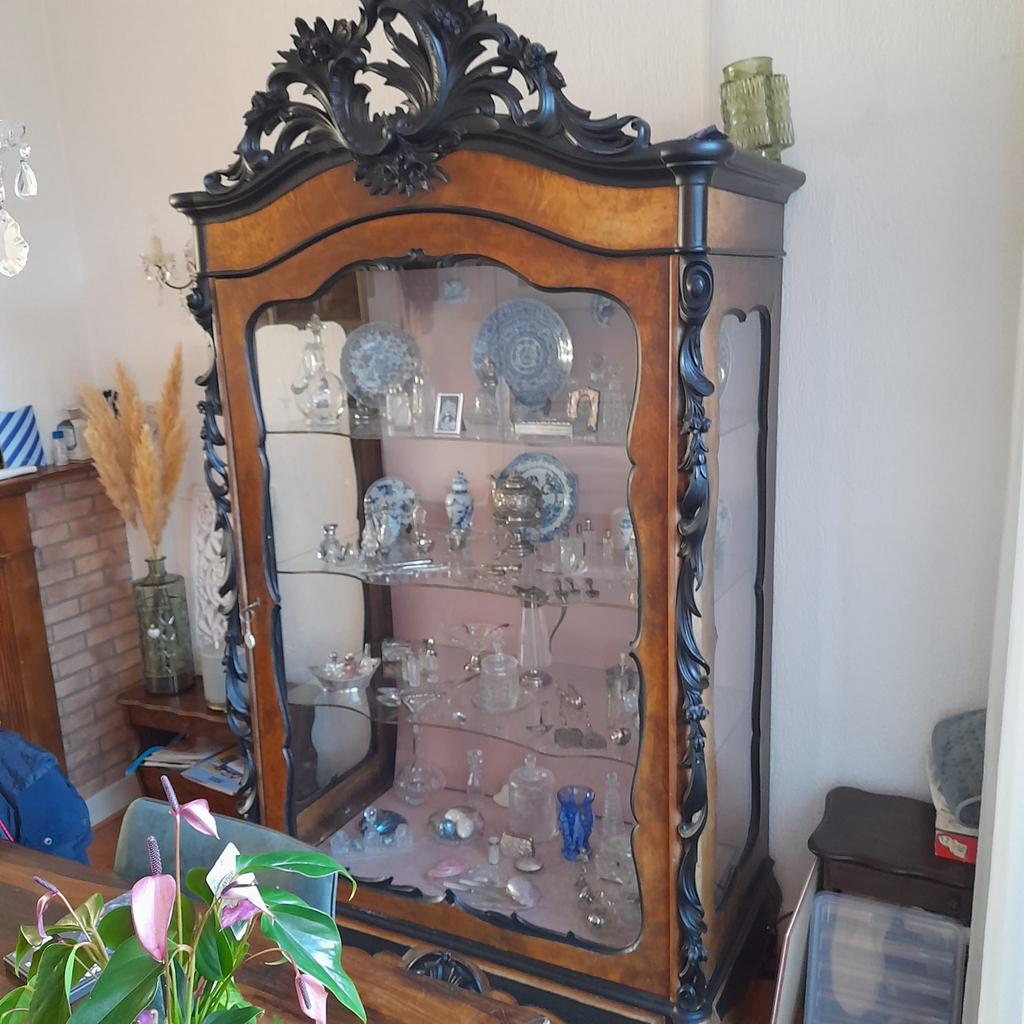 Antieke Porseleinkast / Vitrinekast met Barok Details, Antiek en Kunst, Ophalen