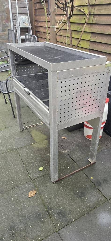 2 stuks metalen stelling kast bus inrichring, Ophalen, Gebruikt, ., .