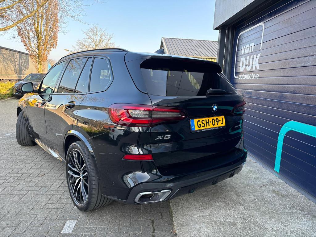 BMW X5 xDrive45e M-Sport PHEV Harman Kardon M-Pakket Panoram, 12 maanden, Gebruikt, 394 pk, Zwart