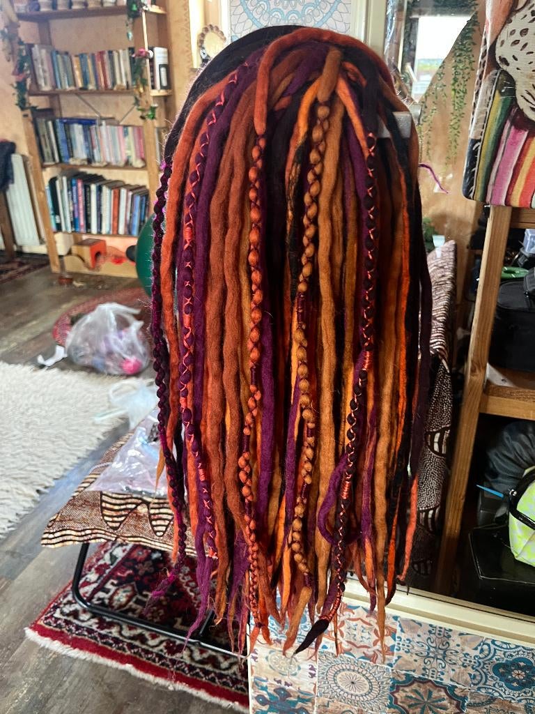 60 fleurige wol dread incl. 5 versierde dreads nu 160€, Sieraden, Tassen en Uiterlijk, Uiterlijk | Haarverzorging, Ophalen of Verzenden