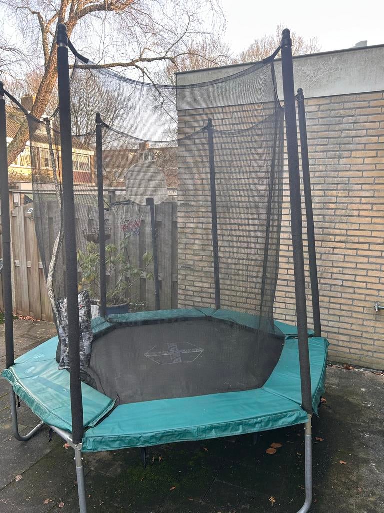 Decathlon Trampoline Hexagonal 240, Ophalen, Gebruikt