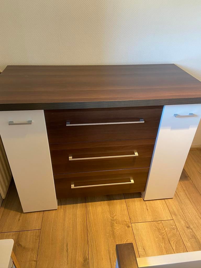 Kinderbed met commode, Ophalen, Zo goed als nieuw, Jongetje of Meisje