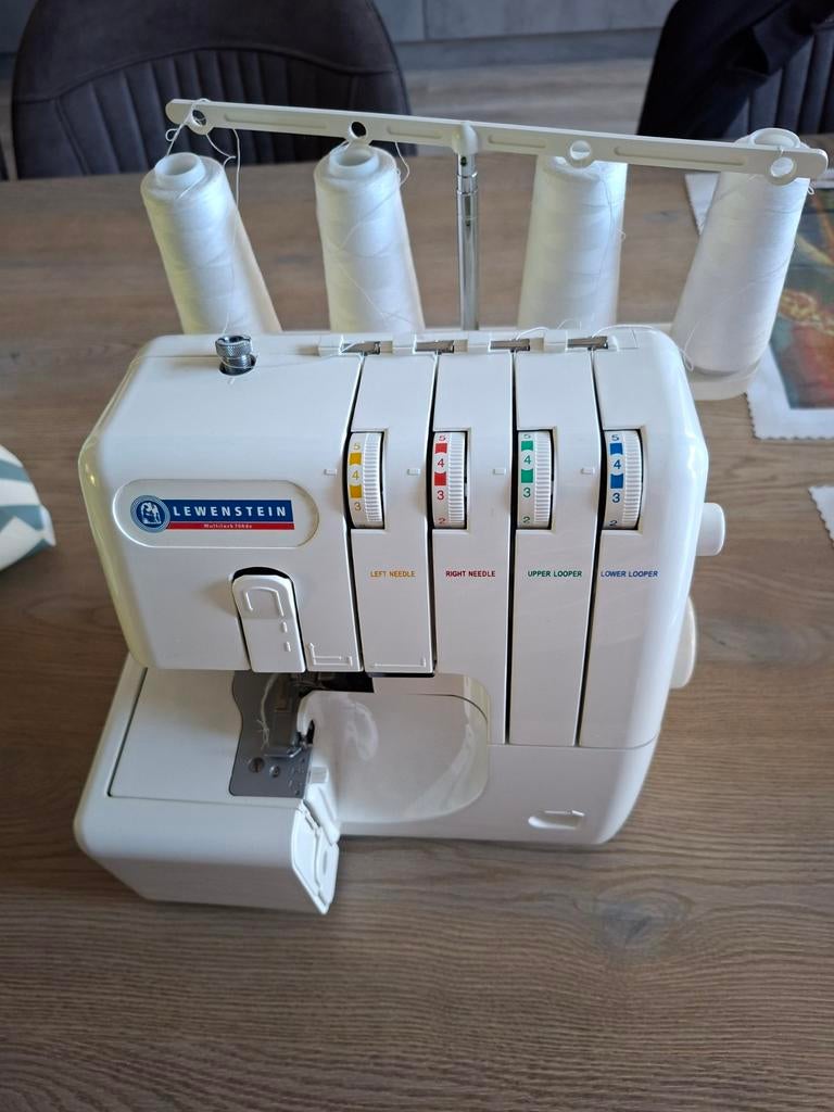 Lewenstein Lockmachine, Hobby en Vrije tijd, Naaimachines en Toebehoren, Ophalen, Lockmachine, Overige merken