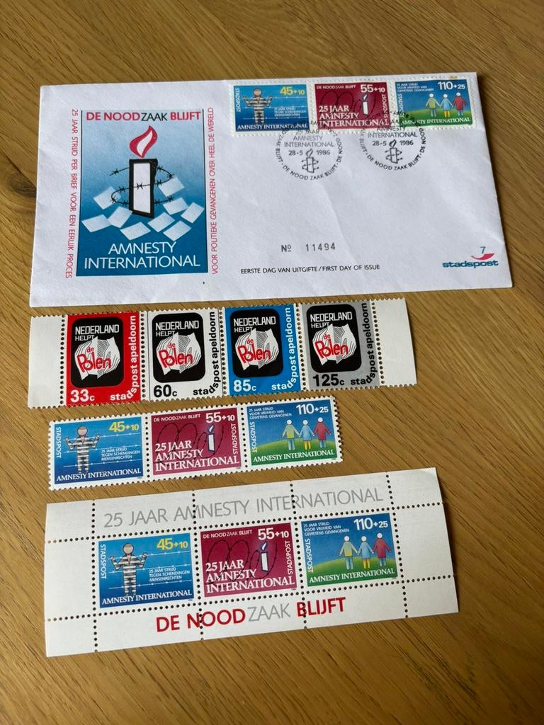 Stadspost + fdc Apeldoorn en Amnesty !, Postzegels en Munten, Postzegels | Nederland, Ophalen of Verzenden