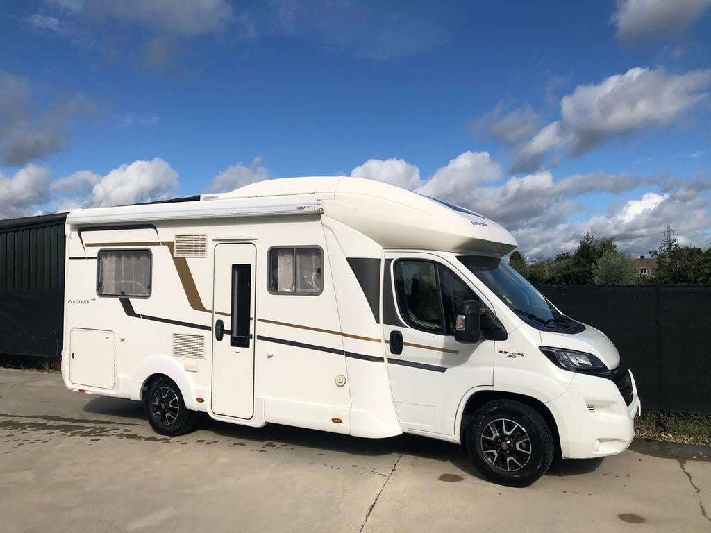 AUTOMAAT 150pk Eura Mobil 675 SB Vastbed + Hefbed Bj 2018, Caravans en Kamperen, Particulier, Half-integraal, Eura Mobil