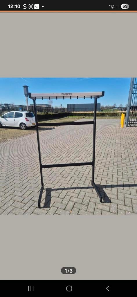 Kleding rek voor 10 jassen, Ophalen, Zo goed als nieuw
