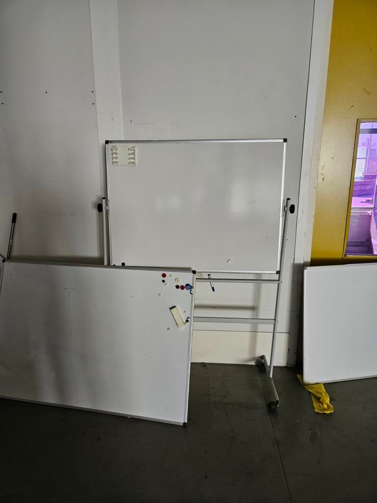 3 white boards 120x90, Ophalen