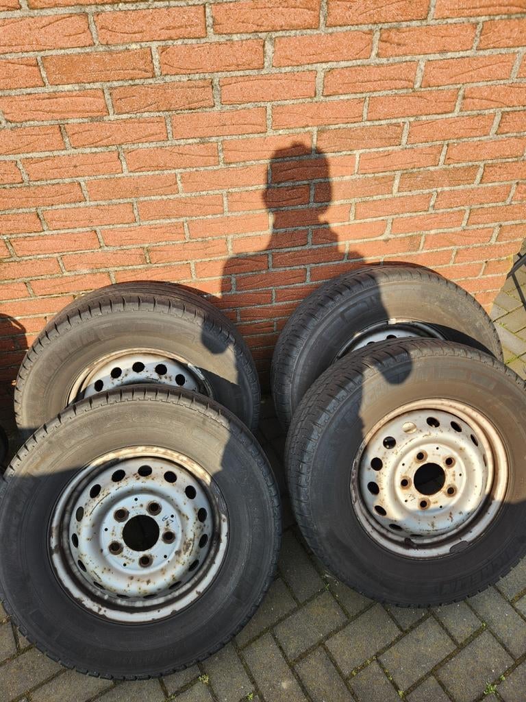 Zomerbanden Sprinter/VW LT 225-70-15, Ophalen