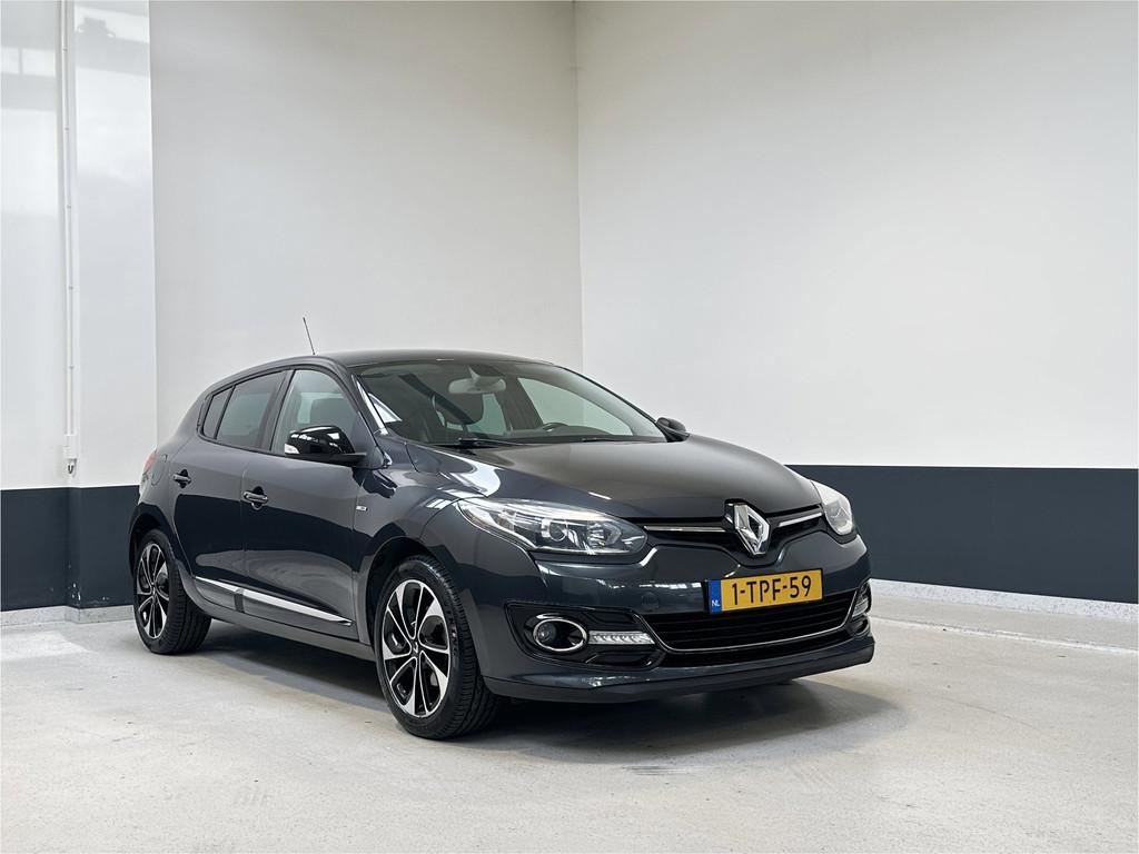 Renault Mégane 1.2 TCe Bose | Navigatie | PDC | Trekhaak |, Euro 5, Stof, Gebruikt, Zwart