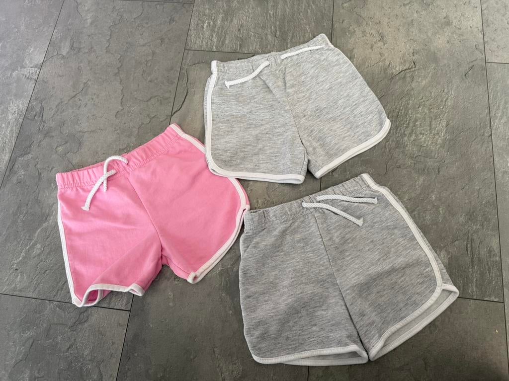 3 korte broekjes maat 86., Kinderen en Baby's, Babykleding | Maat 86, Ophalen of Verzenden, Zo goed als nieuw, Jongetje, Broekje