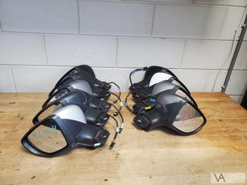 Renault Clio 4 2012 - 2019 spiegel links rechts €40 / st beschikbaar voor biedingen