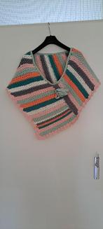 schouderponcho gehaakt, Ophalen of Verzenden, Nieuw, Haken, Overige typen