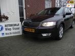 Skoda Octavia 1.2 TSI Greentech Active, Auto's, Skoda, Voorwielaandrijving, Euro 5, Gebruikt, Zwart