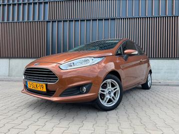 Ford Fiesta 1.0 EcoBoost Titanium|Nieuwe Distributie+APK beschikbaar voor biedingen