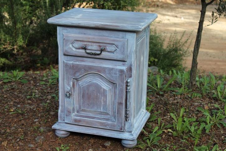 Brocante - Stevig bijzetkastje in whitewash!, Huis en Inrichting, Woonaccessoires | Overige, Gebruikt, Ophalen