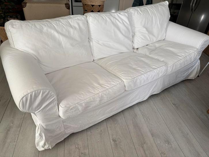 IKEA Ektorp Bank - Wit, Huis en Inrichting, Banken | Bankstellen, Gebruikt, Rechte bank, Driepersoons, 200 tot 250 cm, 75 tot 100 cm
