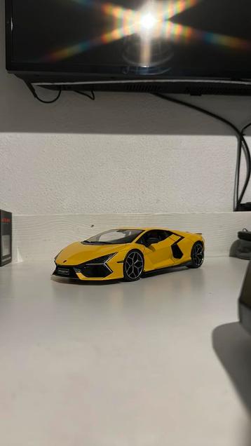 Lamborghini Revuelto 1:18 Geel beschikbaar voor biedingen