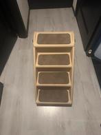 Plastic Honden trapje, Ophalen, Zo goed als nieuw