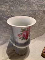 Meissen Urn Vaas met Bloemmotief, Ophalen of Verzenden