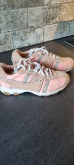 Dames Diesel sneakers in goede staat, Kleding | Dames, Schoenen, Ophalen of Verzenden, Roze, Zo goed als nieuw, Sneakers of Gympen