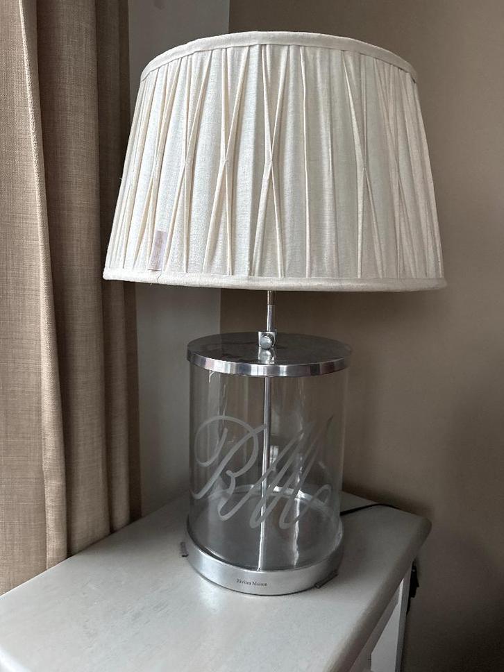 Riviera Maison tafellamp, Huis en Inrichting, Lampen | Tafellampen, Gebruikt, 50 tot 75 cm, Glas, Metaal, Stof, Ophalen