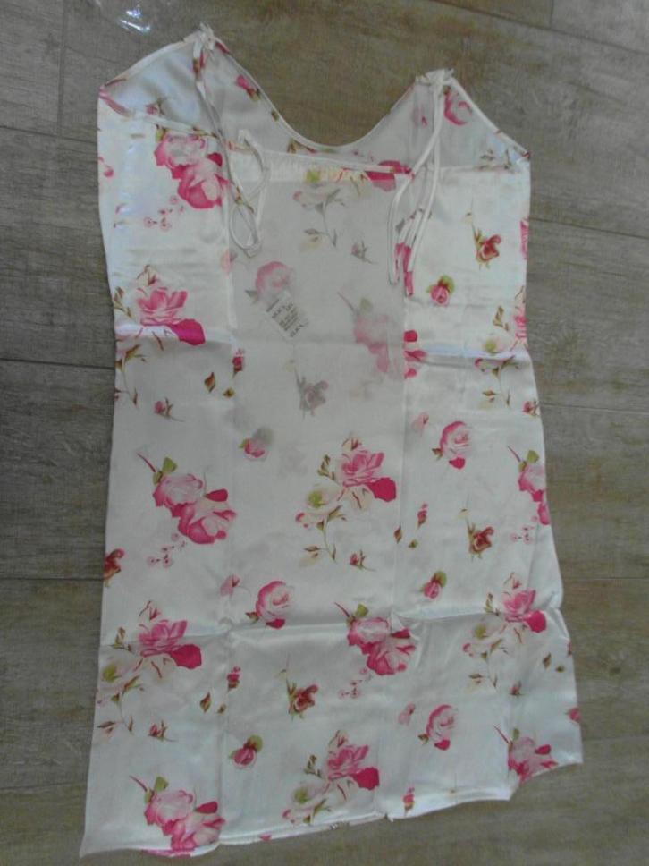 Nachthemd  geheel nieuw, Kleding | Dames, Pyjama's, Nieuw, Maat 38/40 (M), Ophalen of Verzenden