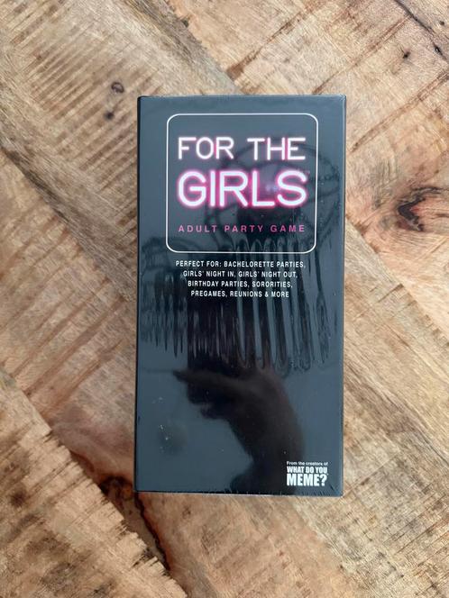 For The Girls Kaartspel - Nieuw!, Hobby en Vrije tijd, Gezelschapsspellen | Kaartspellen, Nieuw, Drie of vier spelers, Vijf spelers of meer