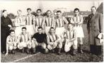 Foto 1952 NOAD Tilburg Voetbal Voetballen Elftal Leen Vente, Verzamelen, Ophalen of Verzenden, Gebruikt, Overige binnenlandse clubs