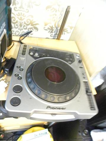 Pioneer cdj 800  beschikbaar voor biedingen