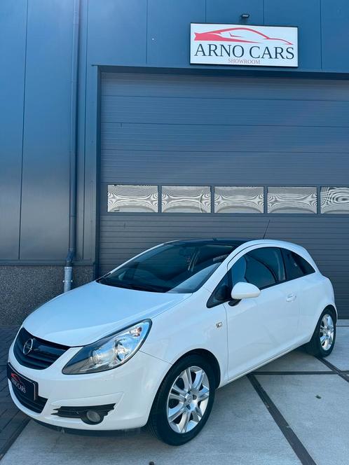 Opel Corsa 1.4l 16V 3D 2010 Wit+ nwe APK - COMPLEET IN ORDE!, Auto's, Opel, Bedrijf, Corsa, ABS, Airbags, Airconditioning, Alarm