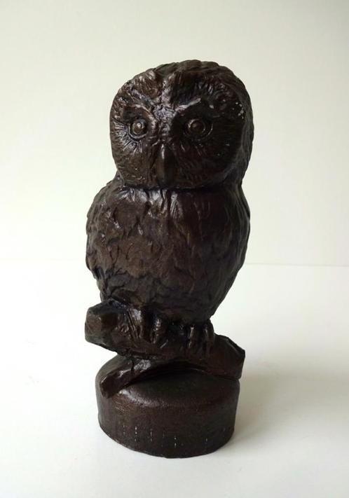 Kunststof composiet beeldje van zittende zwarte uil 2832-d, Antiek en Kunst, Kunst | Designobjecten, Ophalen of Verzenden