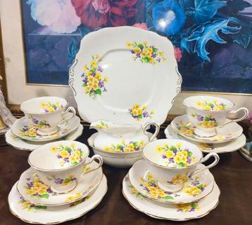 Royal Albert Servies Primrose - Prachtig! beschikbaar voor biedingen